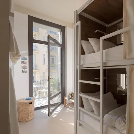 Hostel Slo Nizza